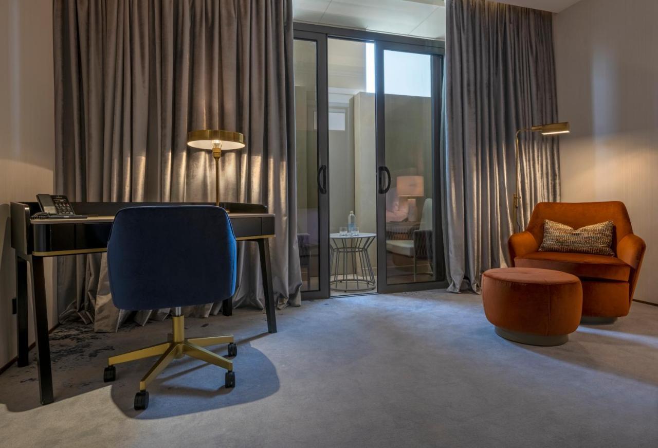 Jareed Hotel Ер-Ріяд Екстер'єр фото A room at the hotel