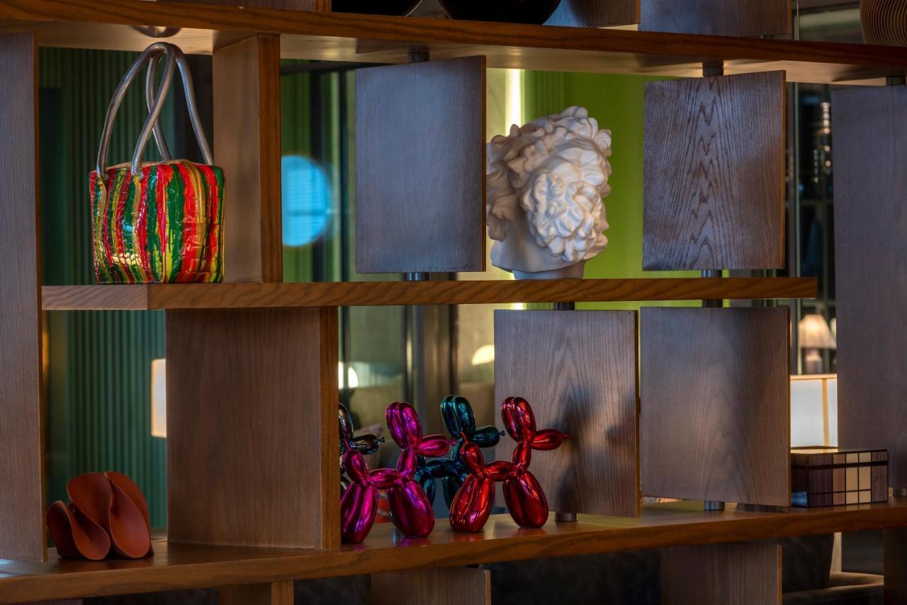 Jareed Hotel Ер-Ріяд Екстер'єр фото A balloon dog sculpture